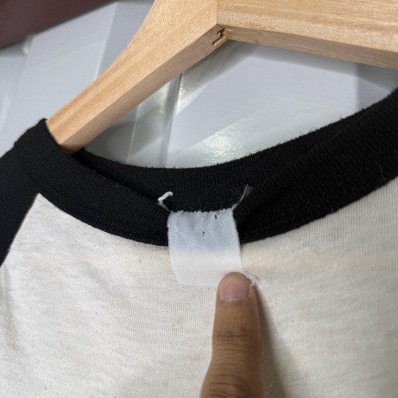 Vintage Jacksons Shirt Mens Medium Black White Raglan Victory Tour 1984 - Picture 3 of 9